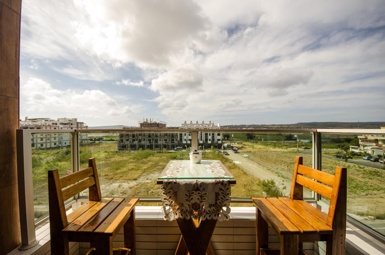 Summer Bay Inn Heng-ch'un Exterior foto